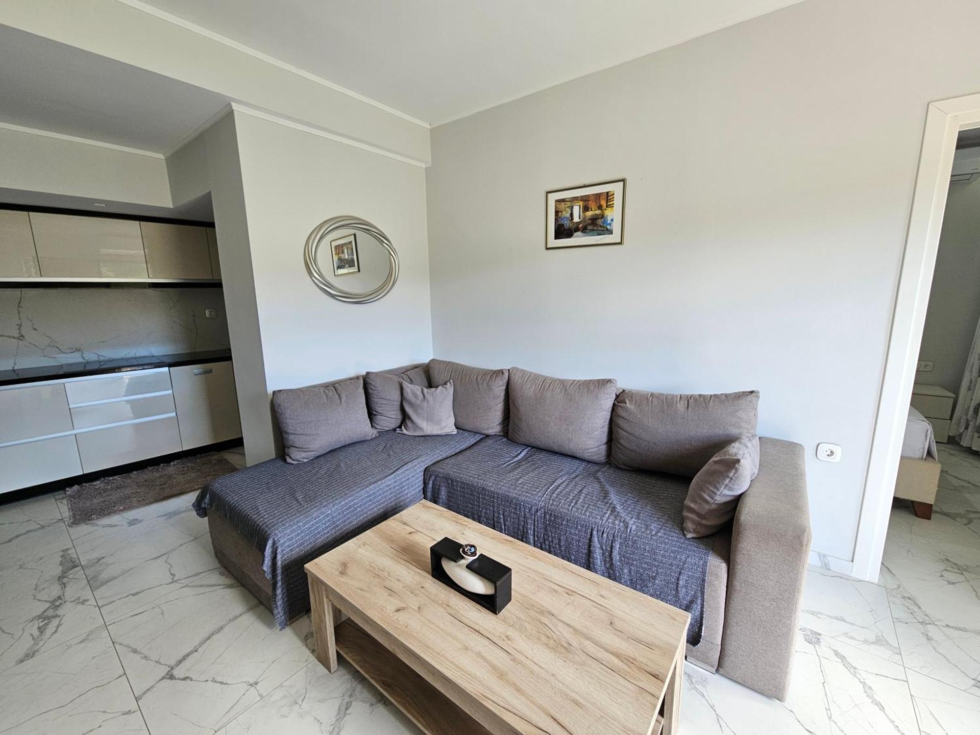Grey Luxury House Apartamento Ýpsos Exterior foto
